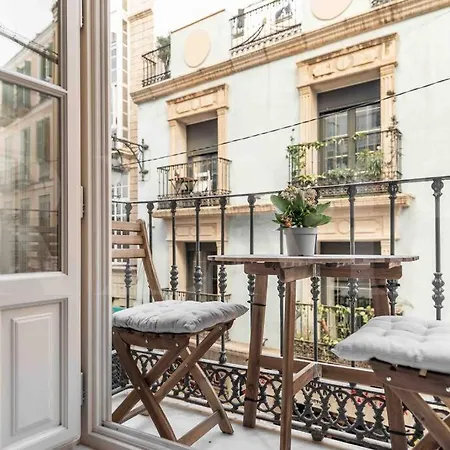Luxurious In Center With Parking By Rems Málaga