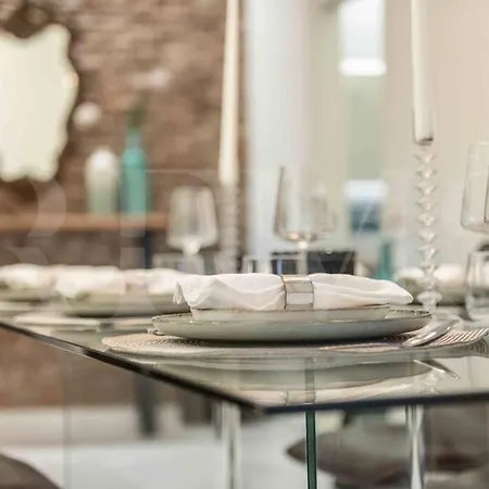 Apartment Luxurious In Center With Parking By Rems