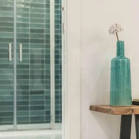 Luxurious In Center With Parking By Rems Apartment Malaga