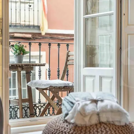 Luxurious In Center With Parking By Rems Malaga